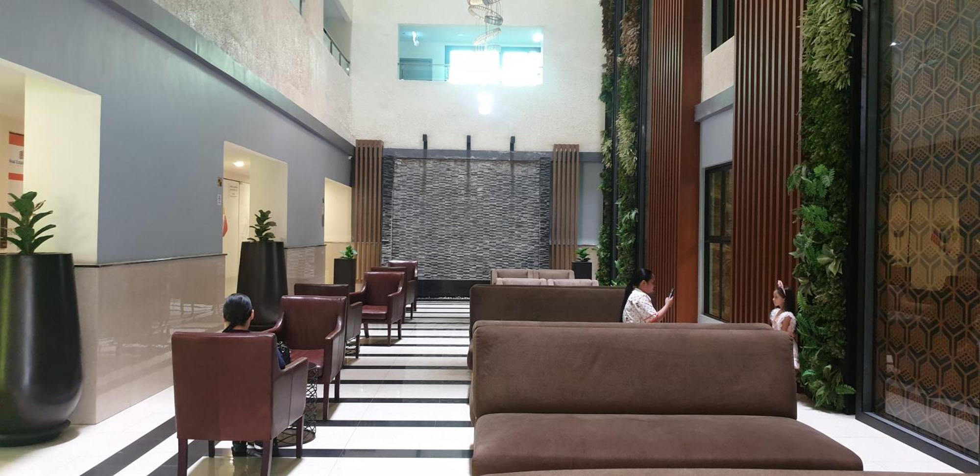 Dusit Grand Condo View Jomtien Beach Exterior photo